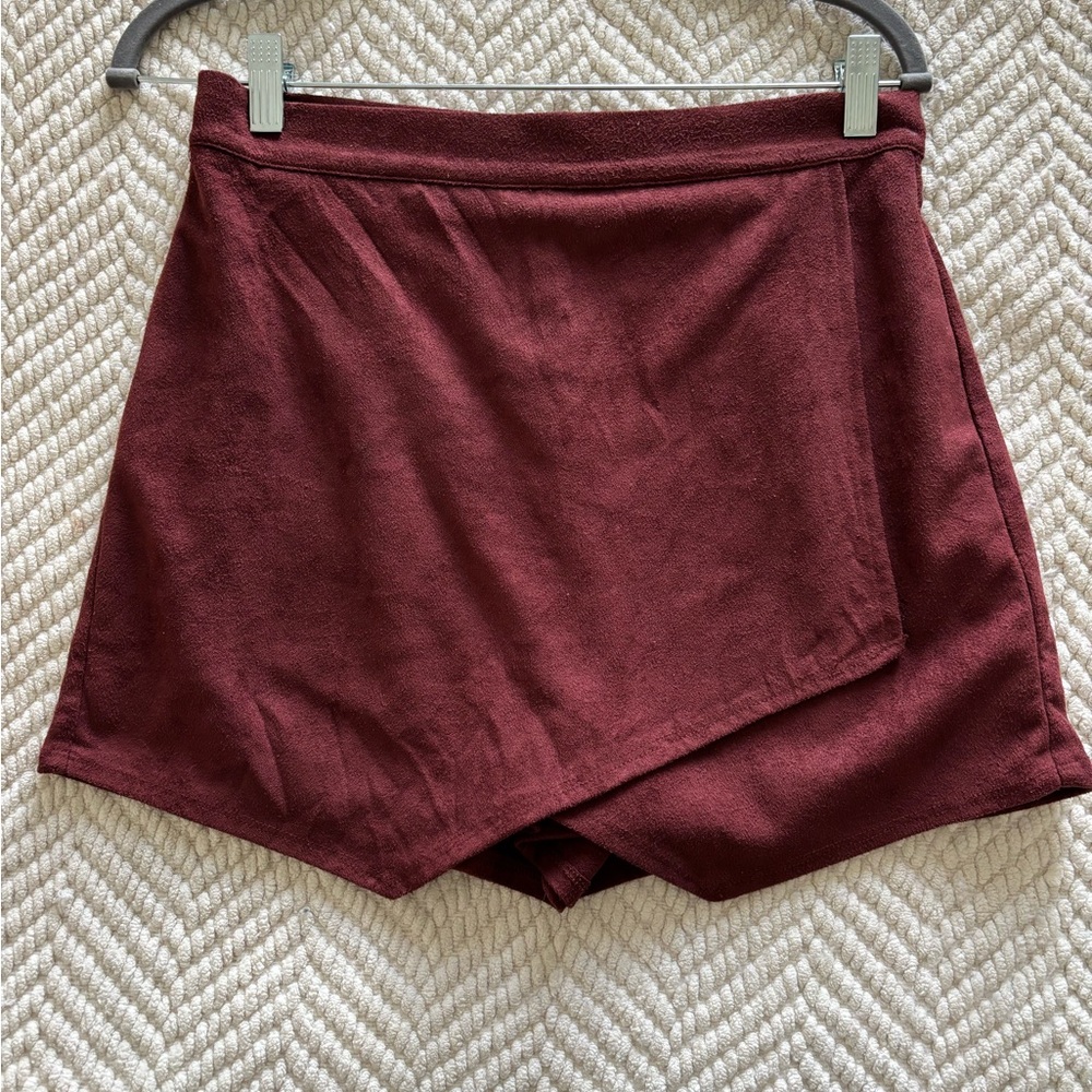 Soprano Maroon Skort
